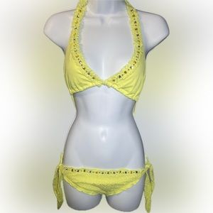 Very rare NWOT Victoria Secrets bikini large. ❤️❤️❤️